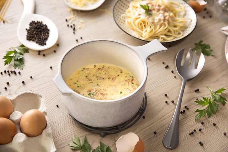 Salsa carbonara ligera casera