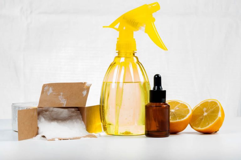 limpiador multiusos con ingredientes naturales